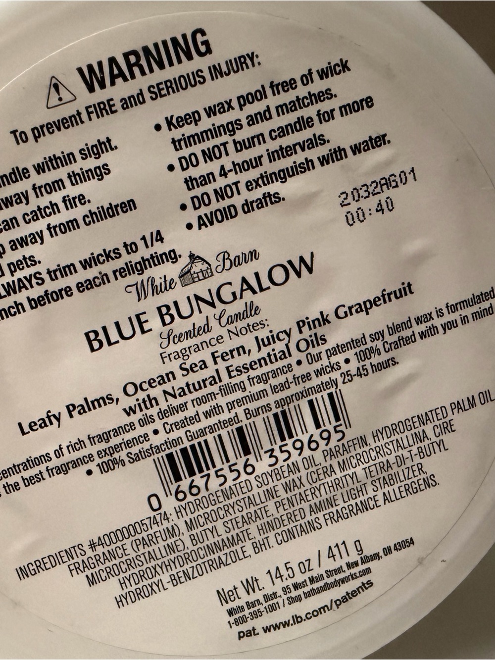 White Barn Blue Bungalow Scented Candle - Picture 4 of 4